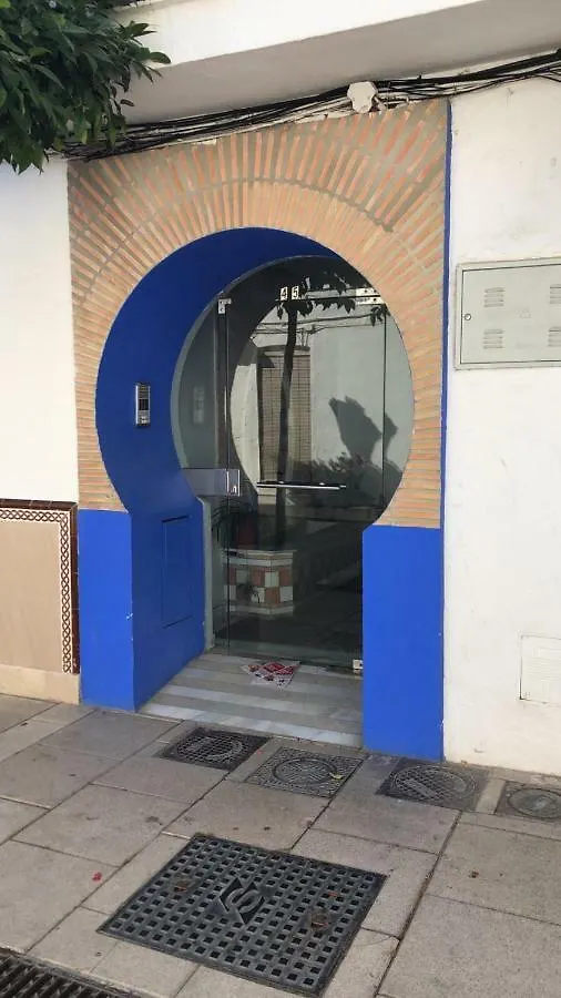 Atico-Duplex Primera Linea De Playa En El Centro De Estepona Apartmán